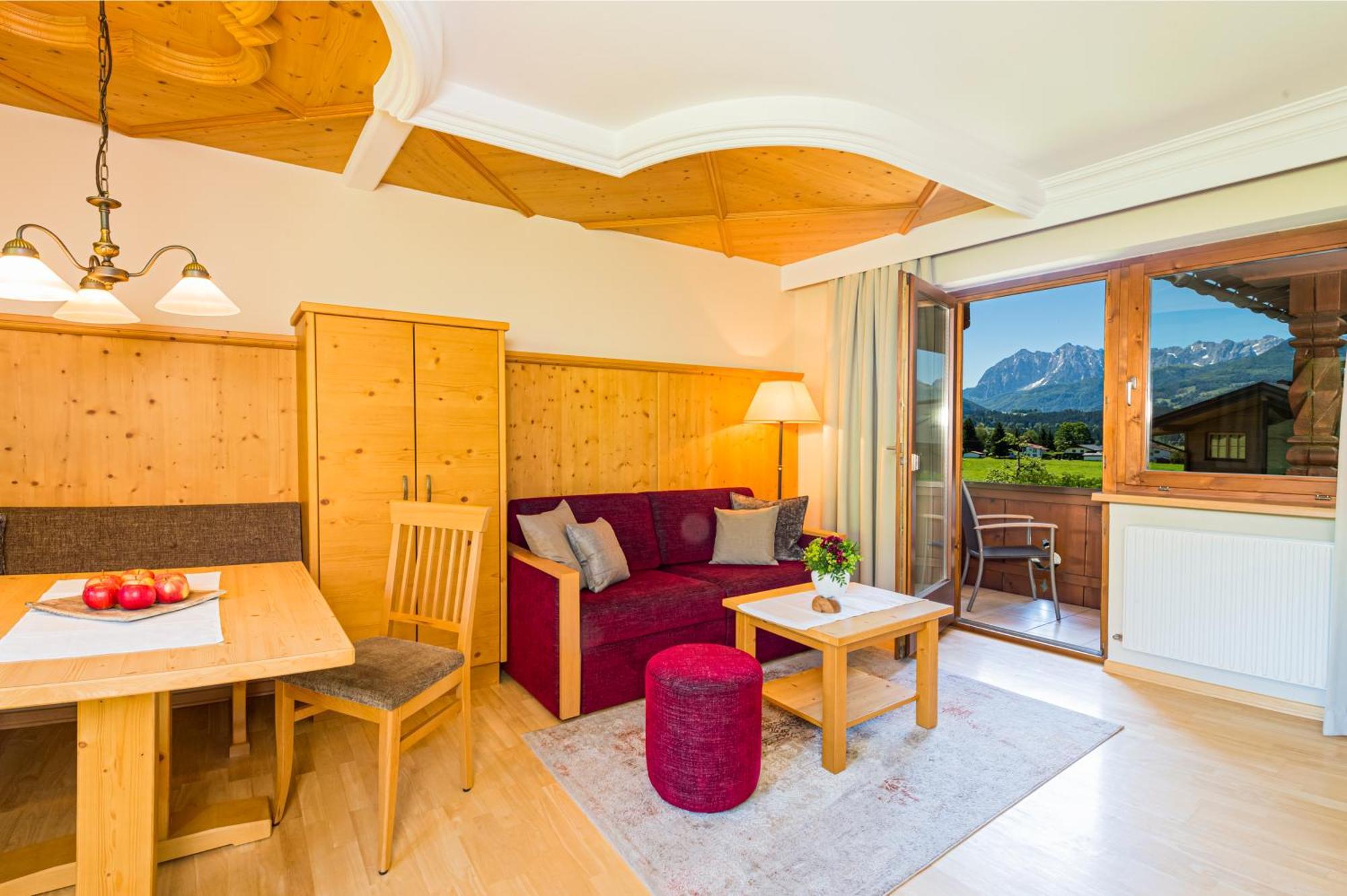 Apartments Tirolerhaus Kossen Room photo